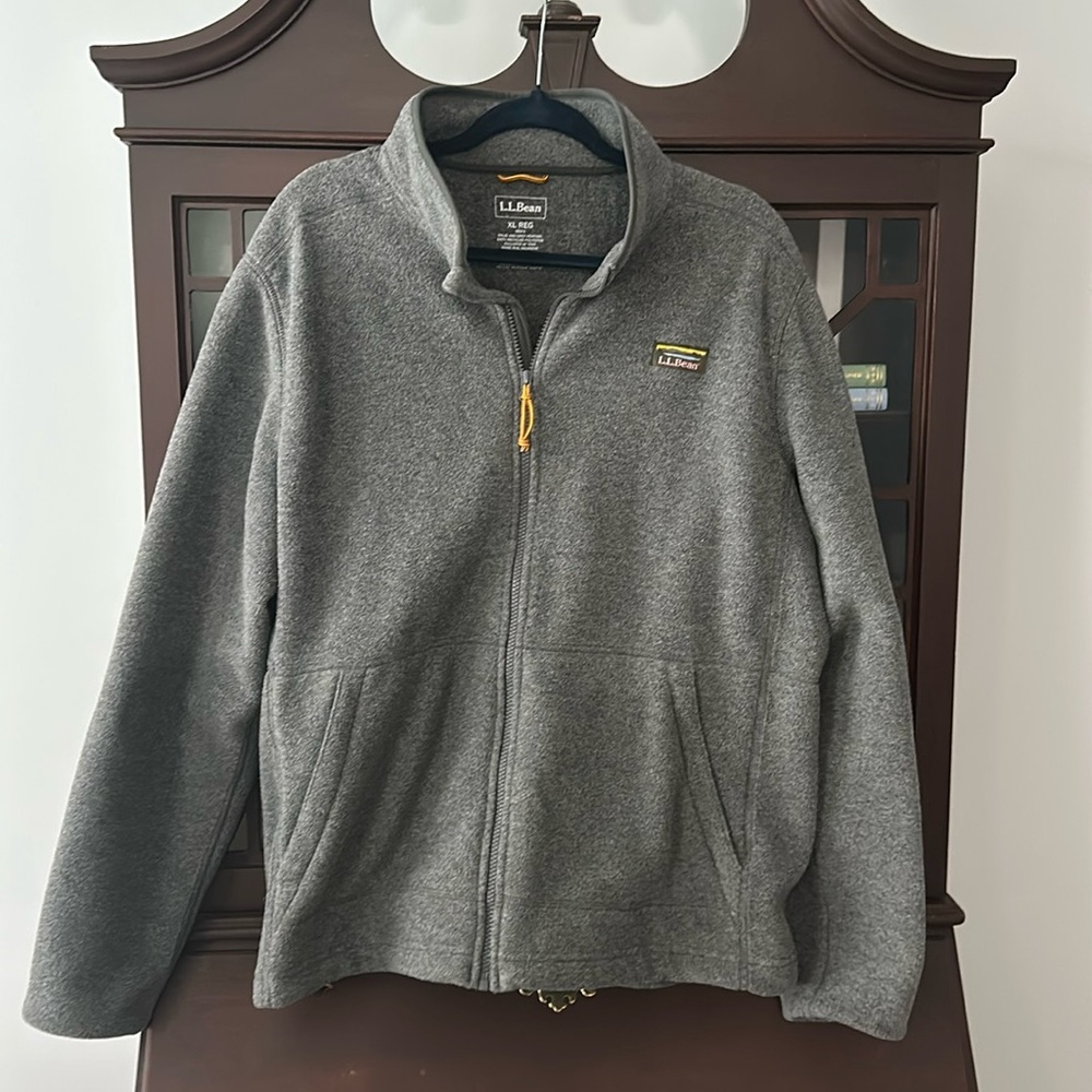 Men’s L.L. Bean Mountain Classic Fleece Full Zip Jacket